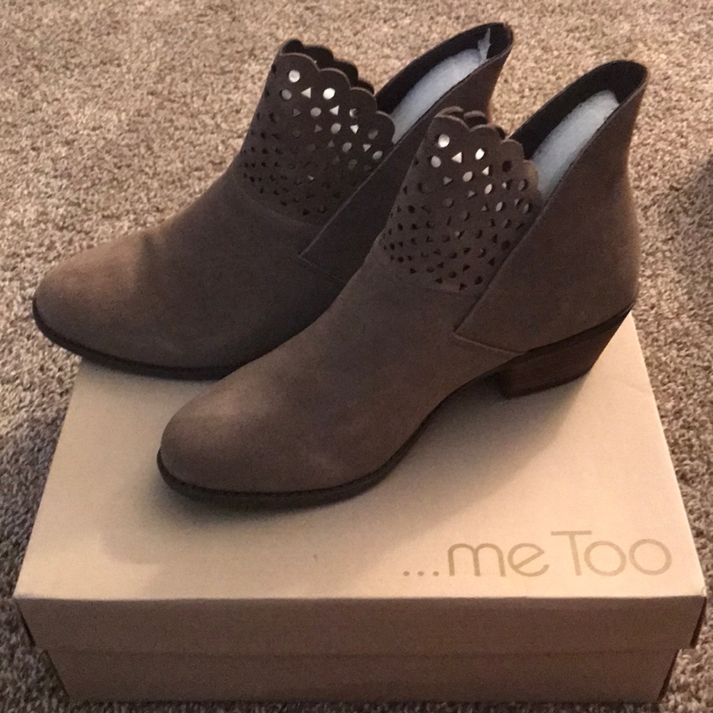 Brand new ankle suede boots brownish/tan